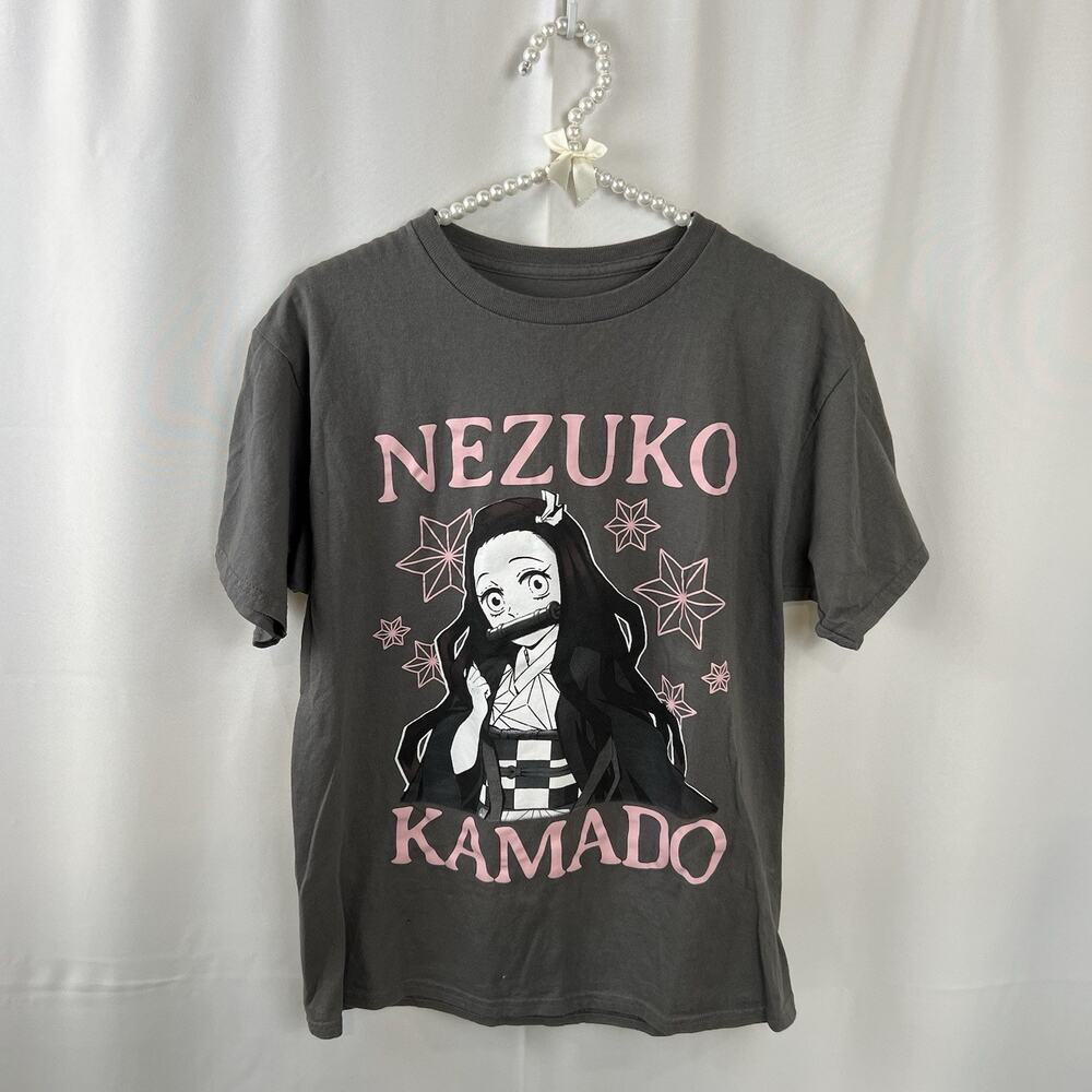 Demon Slayer Men's Small T-Shirt Kimetsu No Yaiba Nezuko Boyfriend Fit Anime